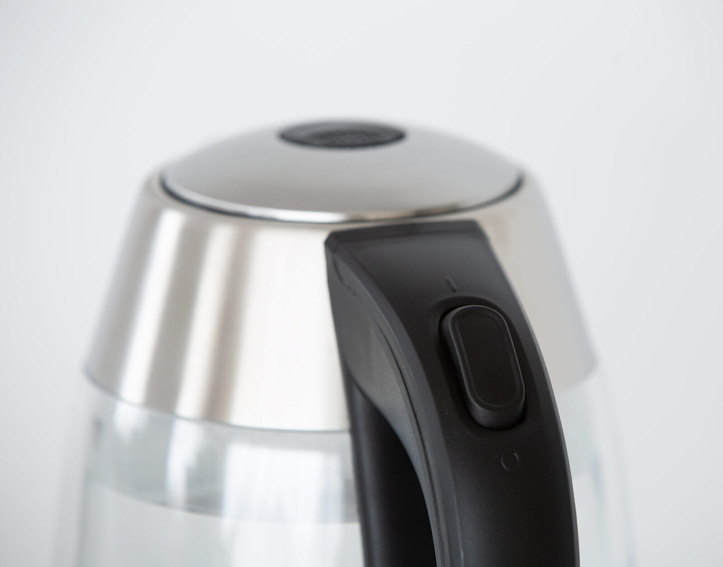 1.7 Litre Glass Kettle with 360 degrees Rotational Base - Homegrown - StoresHomegrown - StoresV196 - GK700